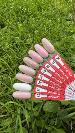 BSG   KONFITYUR во флаконе   #031   НИЗКАЯ ВЯЗКОСТЬ   20мл   Гель для моделирования средне-жидкий с шиммером